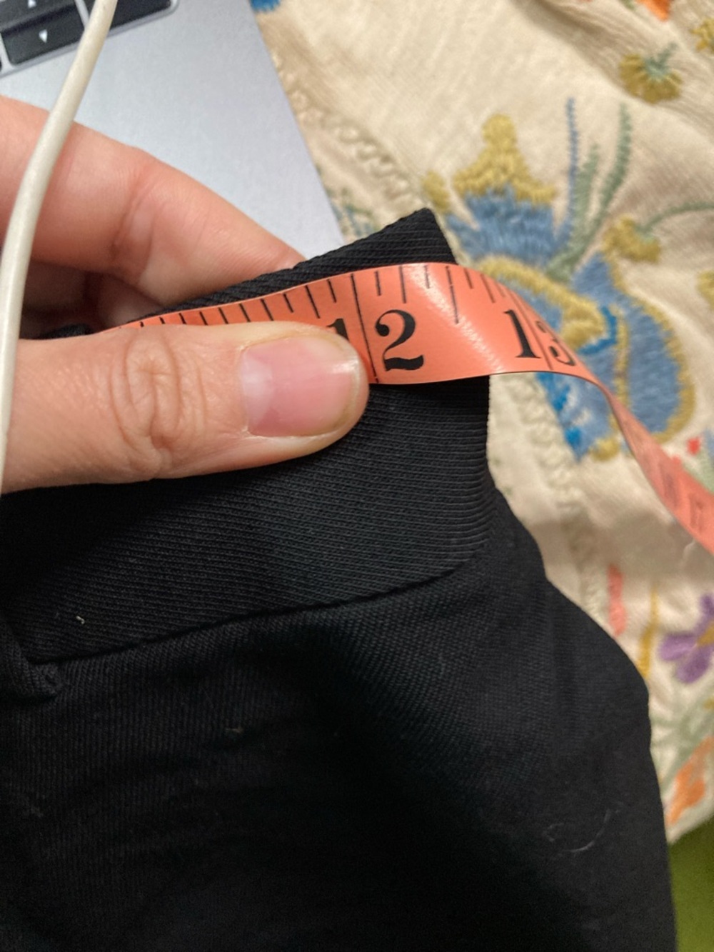 Artizia Babaton Shorts High Waisted 3” Inseam Black 0 - Picture 2 of 4